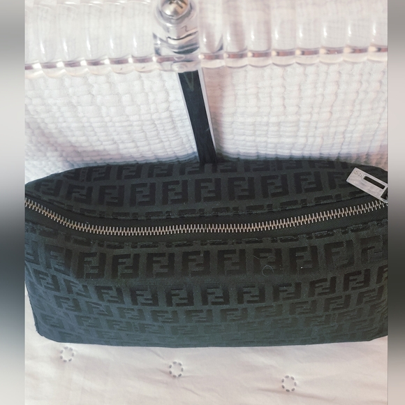 Fendi Pochette - Picture 7 of 16